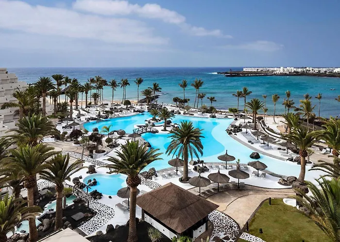 Mejores ofertas de hoteles en Costa Teguise